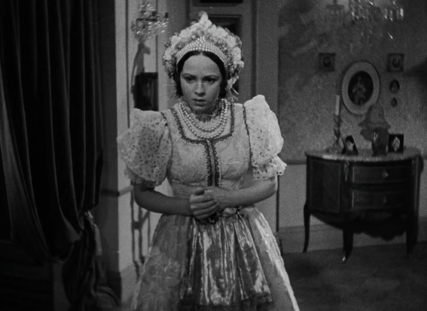 J??k?rin morsian (1938)_WEB-DL 1080p_[elonetplus]_.mp4_snapshot_01.04.35.972.png