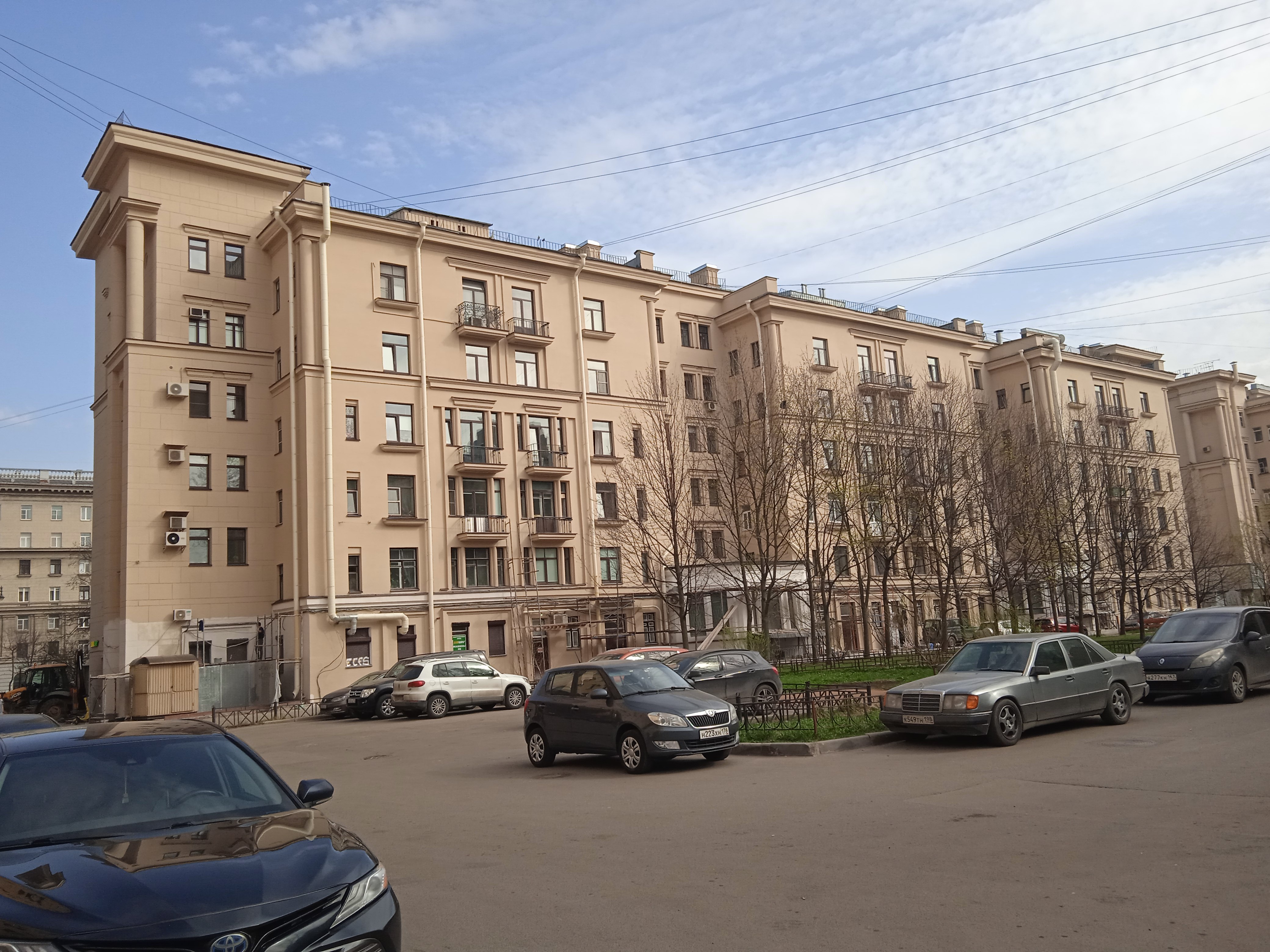 Московский пр., 145 Московский пр., 145