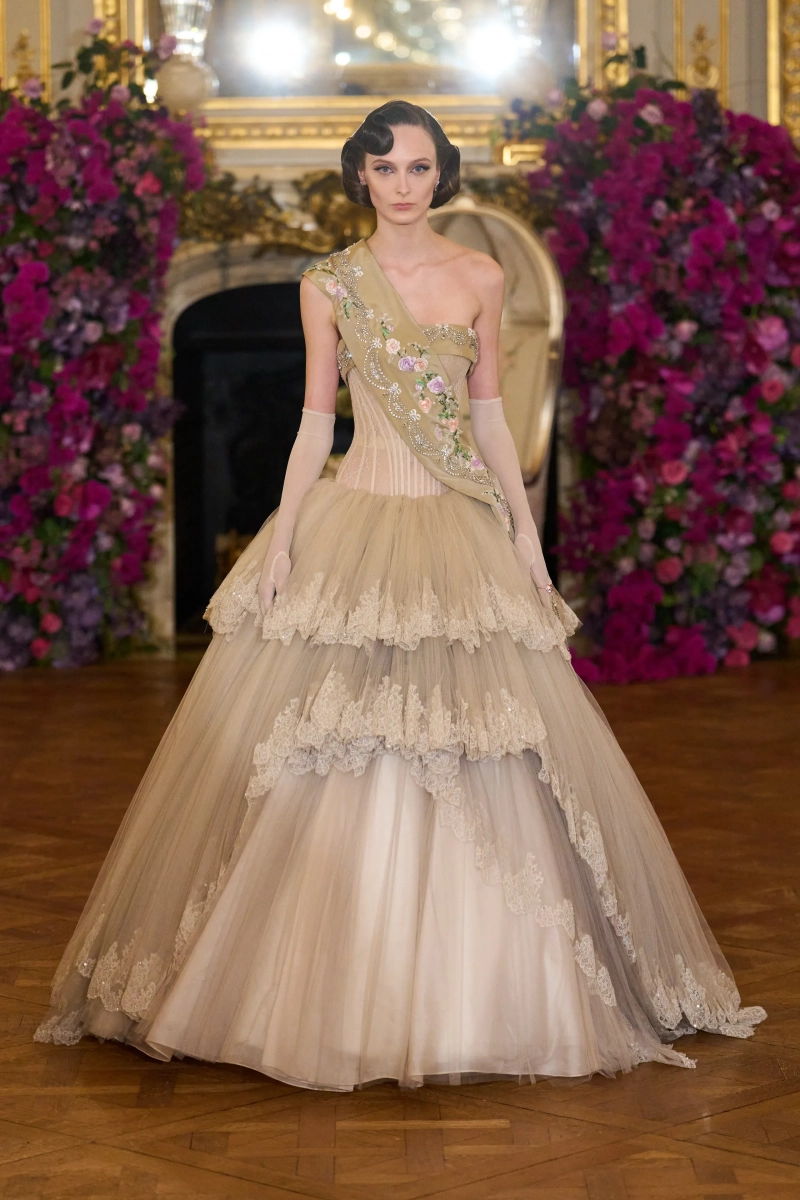 00008-miss-sohee-spring-2026-couture-credit-gorunway.webp