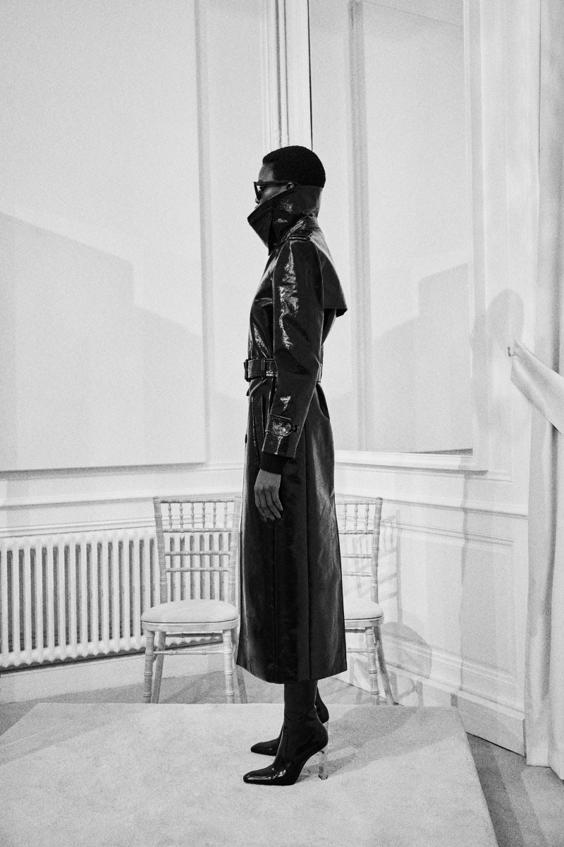 00045-saint-laurent-pre-fall-2023-credit-brand.jpg