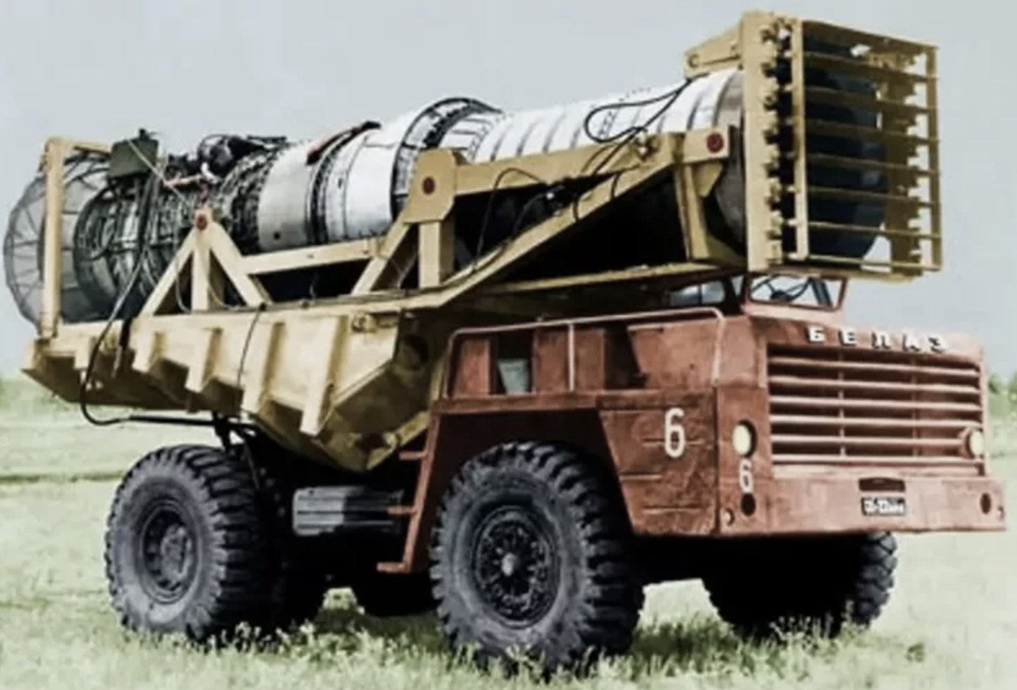 scale_2400.jpg