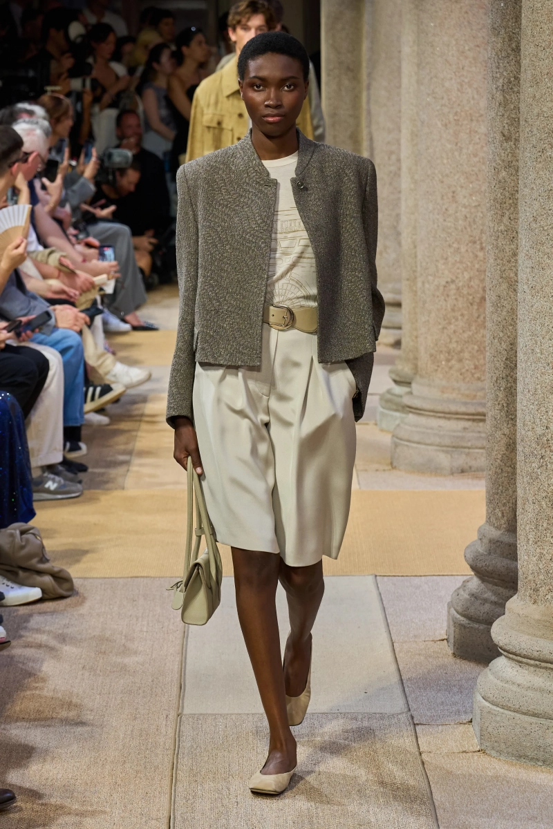 00014-giorgio-armani-spring-2027-menswear-credit-gorunway.webp