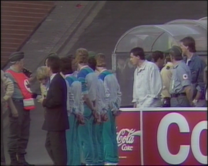 UEFA.Euro.1988.06.15.IRL-USSR.576p25.EN.ES.INT.mkv_000016640.png