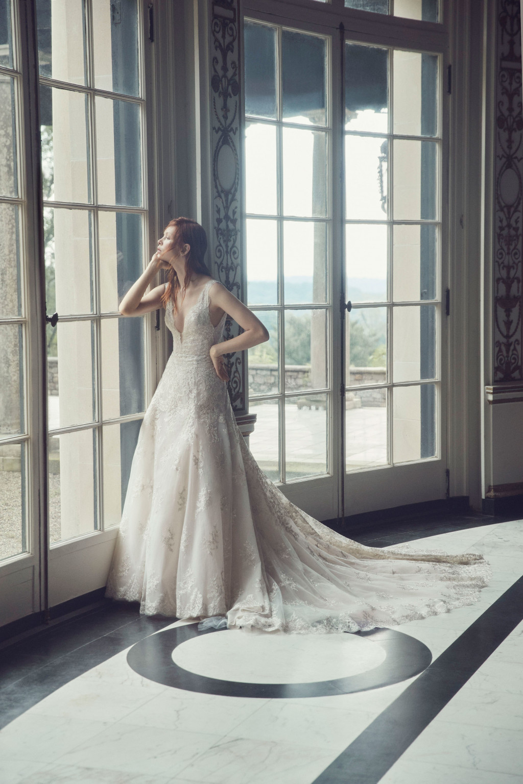 00003-monique-lhuilier-fall-2019-bridal.jpg