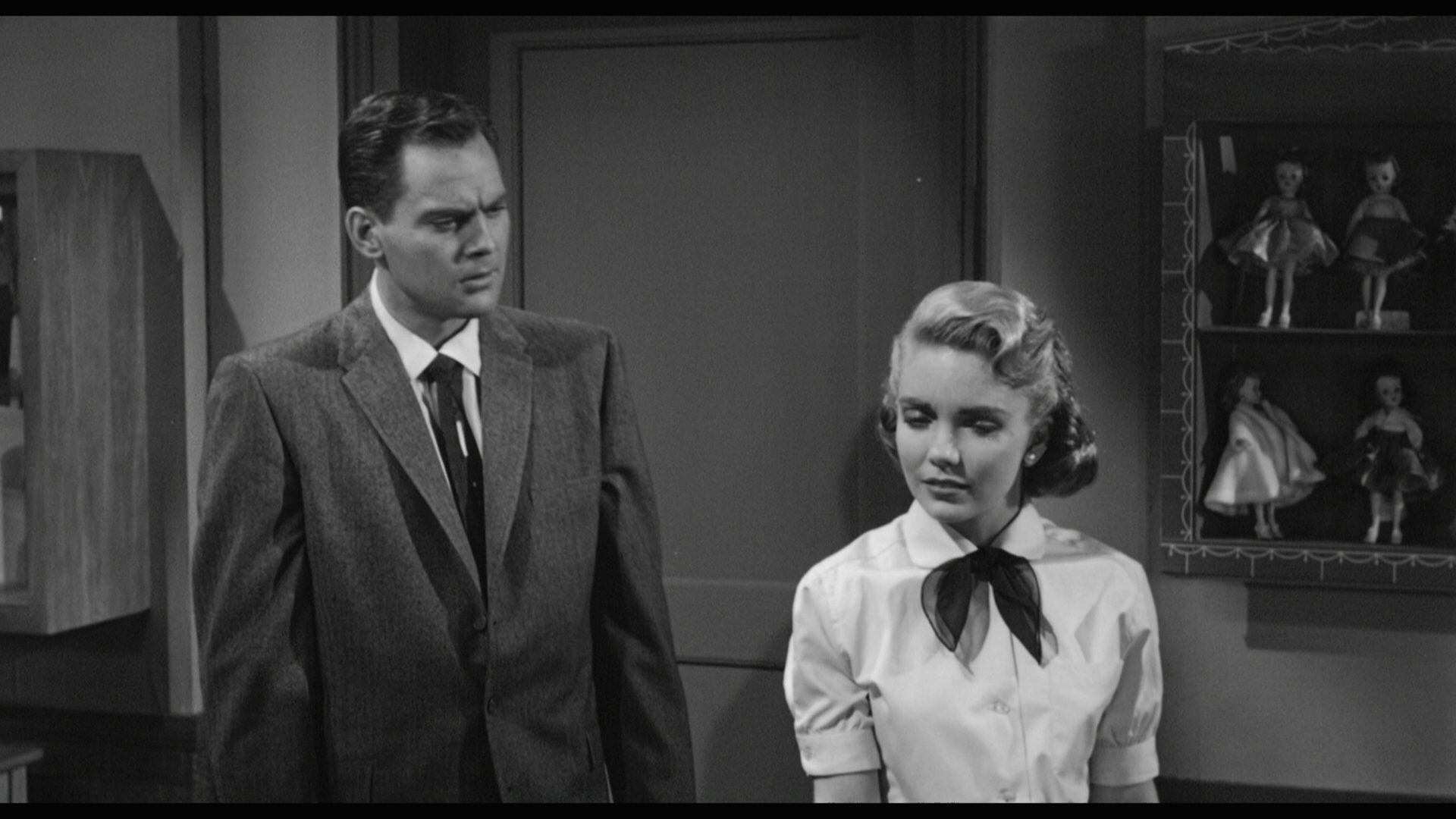 Attack.of.the.Puppet.People.1958.Shout.Factory.BDRemux.1080p.mkv_20260705_113154.436.png