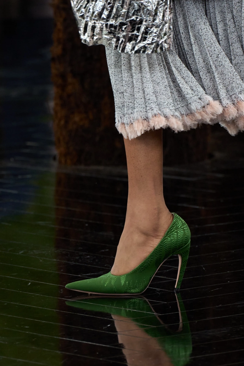 00041-christian-dior-fall-2026-couture-details-credit-gorunway.webp