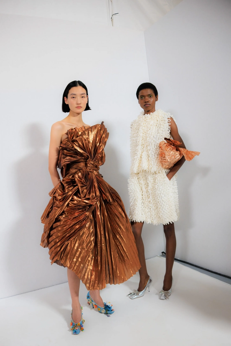 dior_pariscouturess27_backstage_acielle_13.webp
