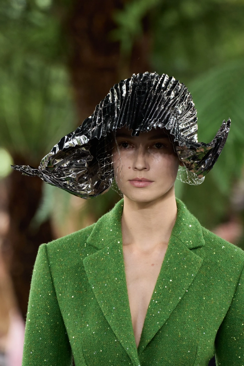 00023-christian-dior-fall-2026-couture-details-credit-gorunway.webp