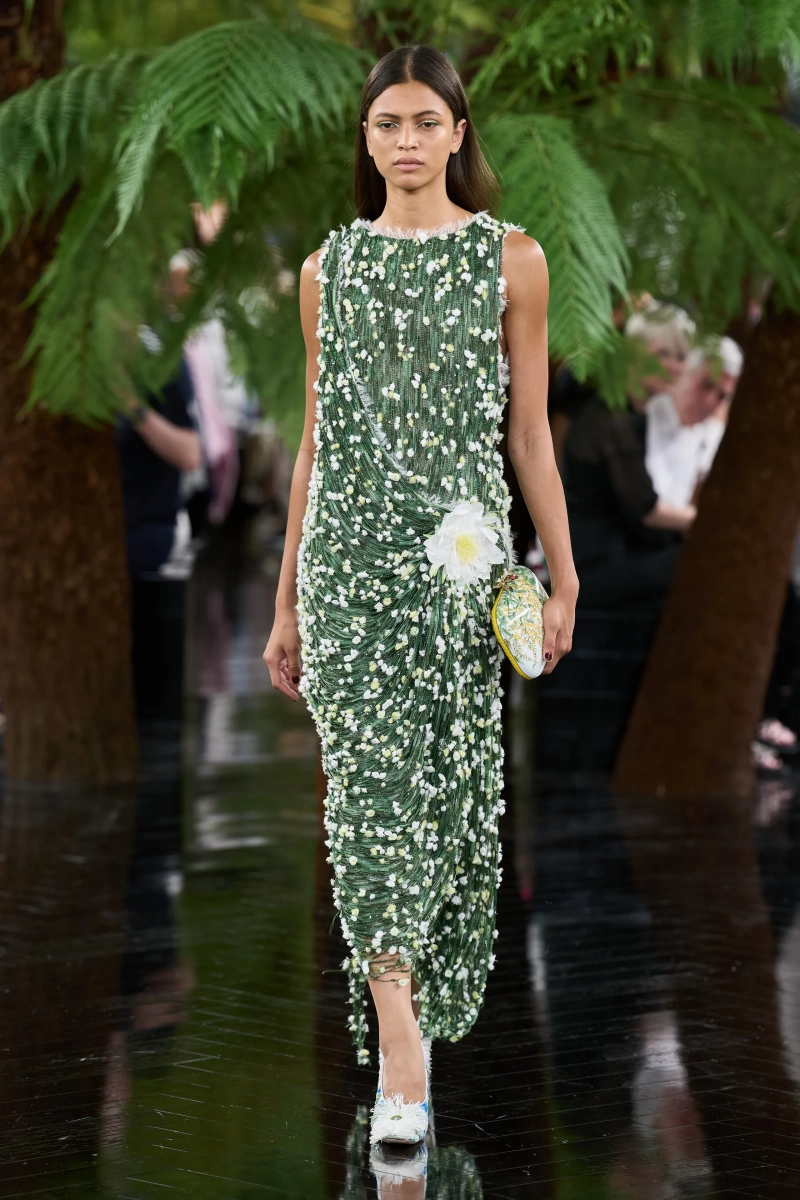 00047-christian-dior-fall-2026-couture-credit-gorunway.webp