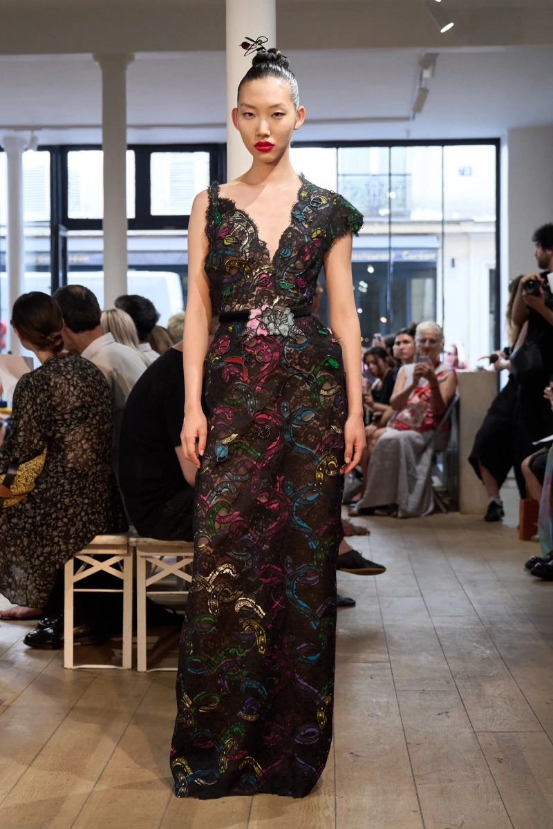 00006-ronald-van-der-kemp-fall-2026-couture-credit-gorunway.webp