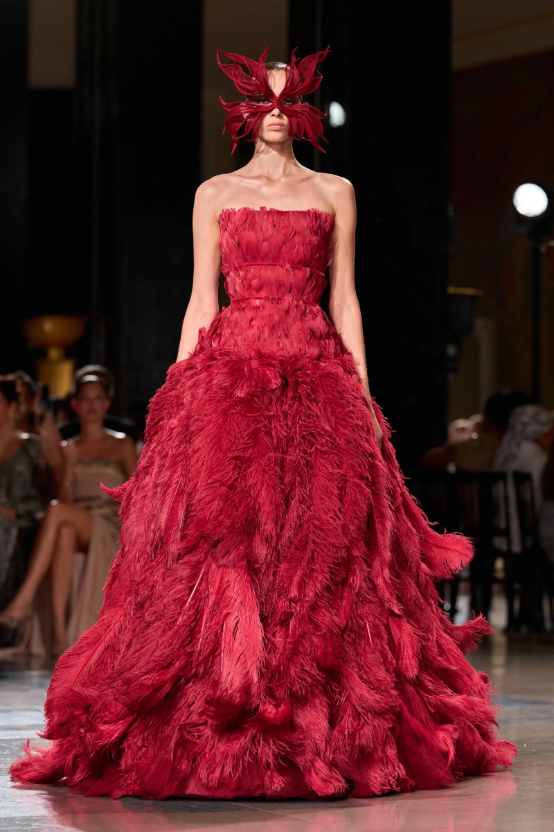 00055-elie-saab-fall-2026-couture-credit-gorunway.webp