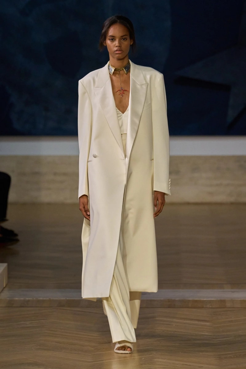 00028-fendi-fall-2026-couture-credit-gorunway.webp