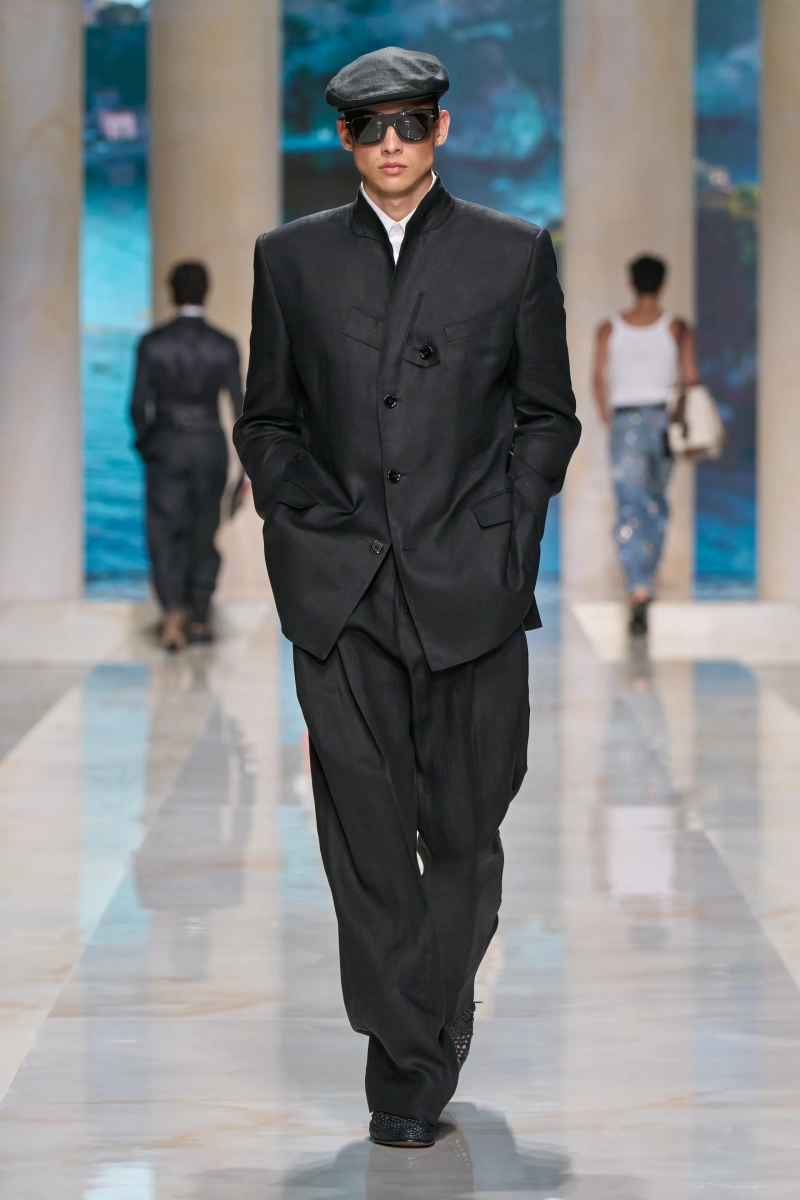 00013-dolce-and-gabbana-spring-2027-menswear-credit-gorunway.webp