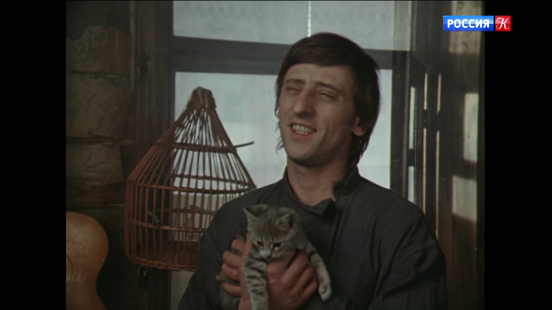 002_РАННЕЕ_РАННЕЕ_УТРО_1983_1080p_HDTV_РОССИЯ_К_HD_by_galebcev (10).png