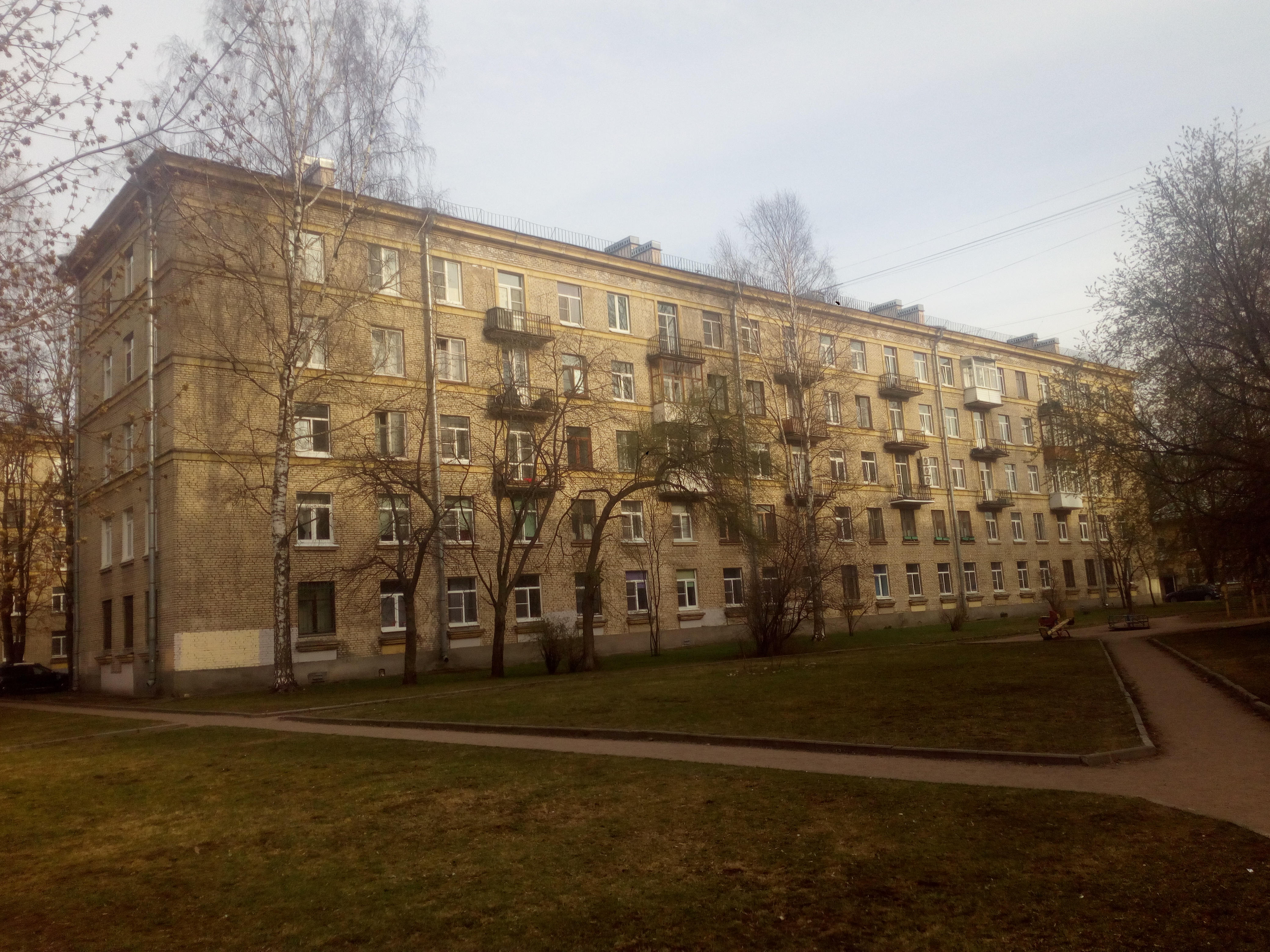 Синявинская 20.jpg