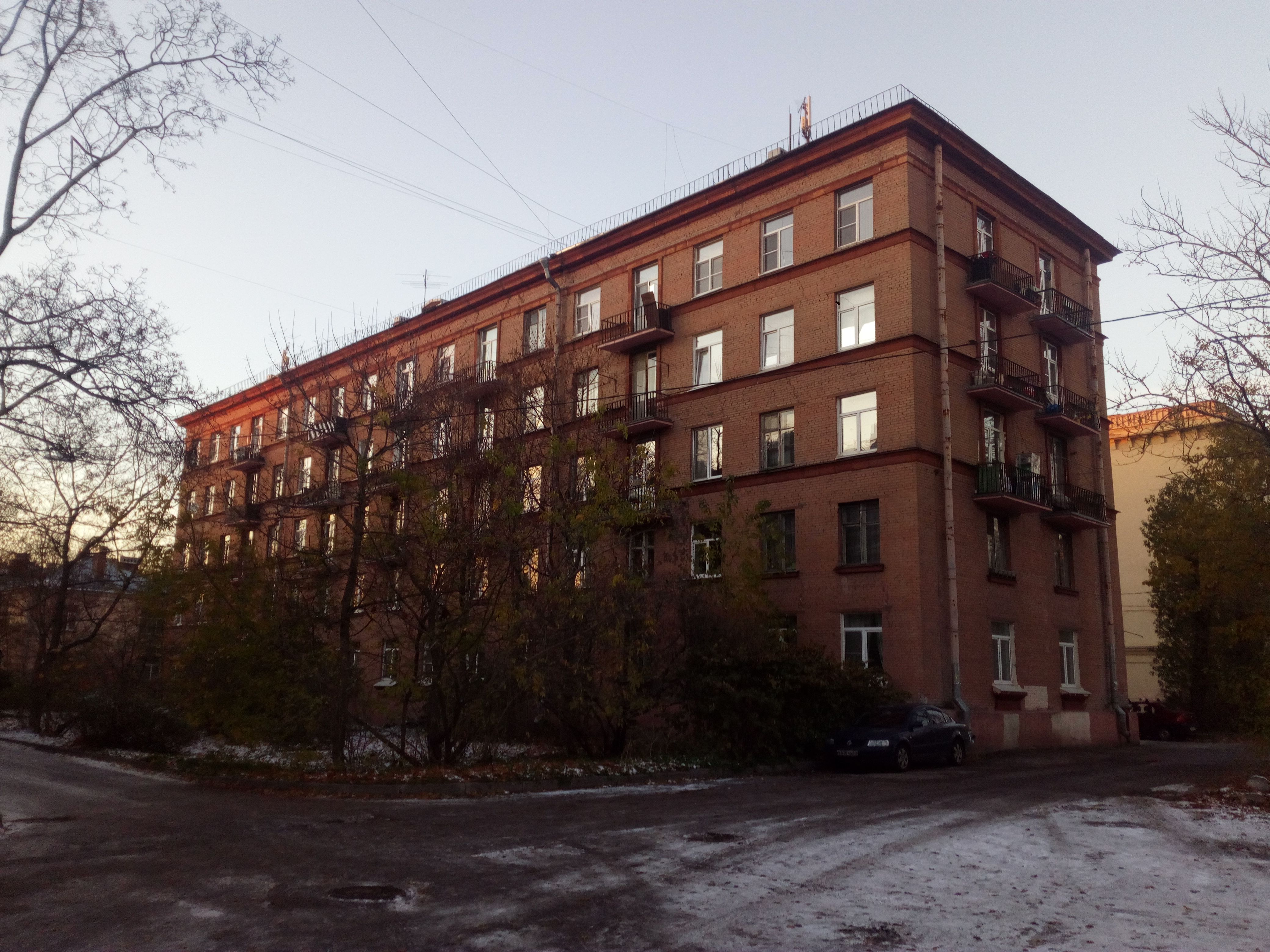 Ткачей 18.JPG