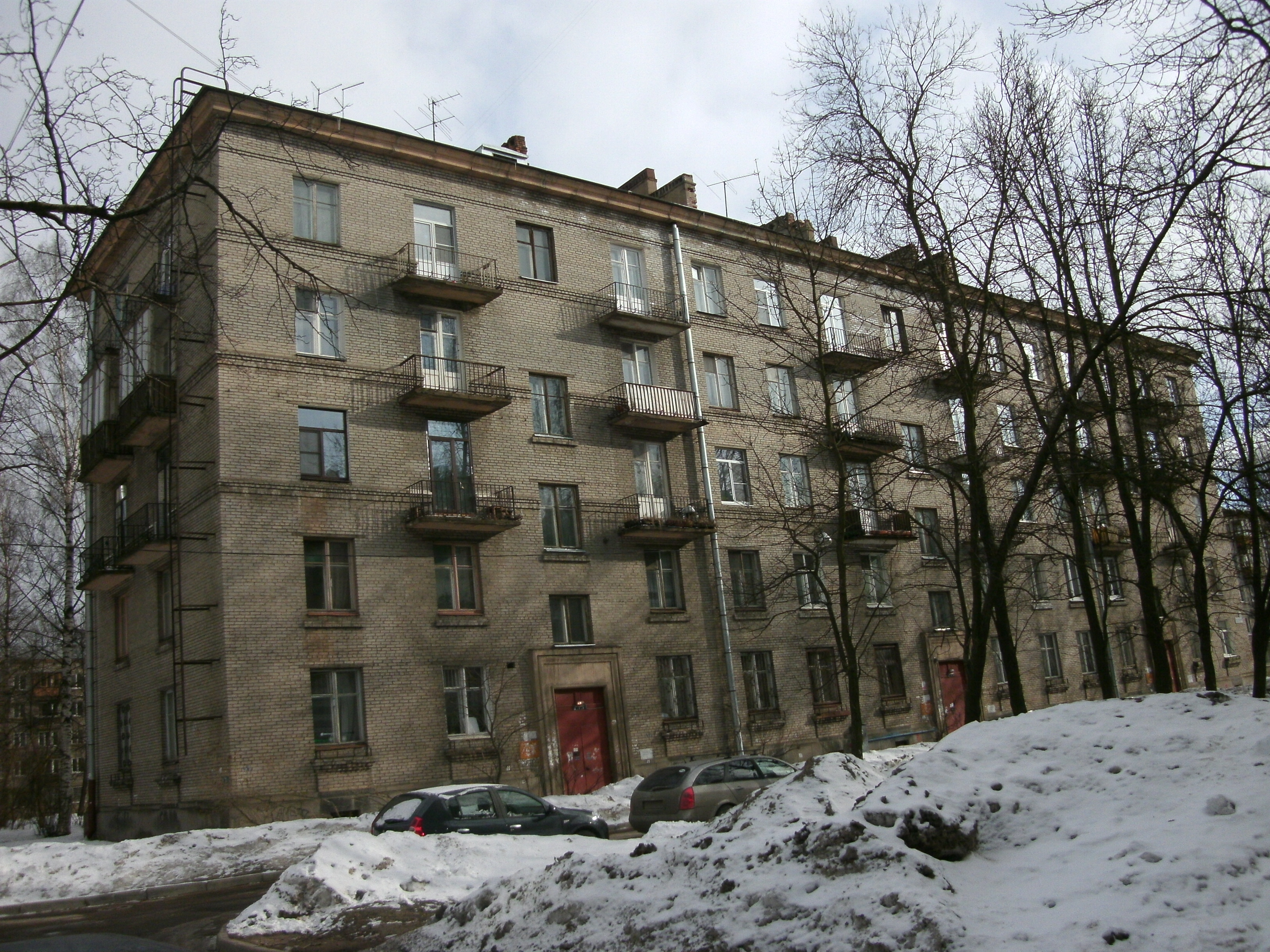 Кондратьевский 63к1.JPG