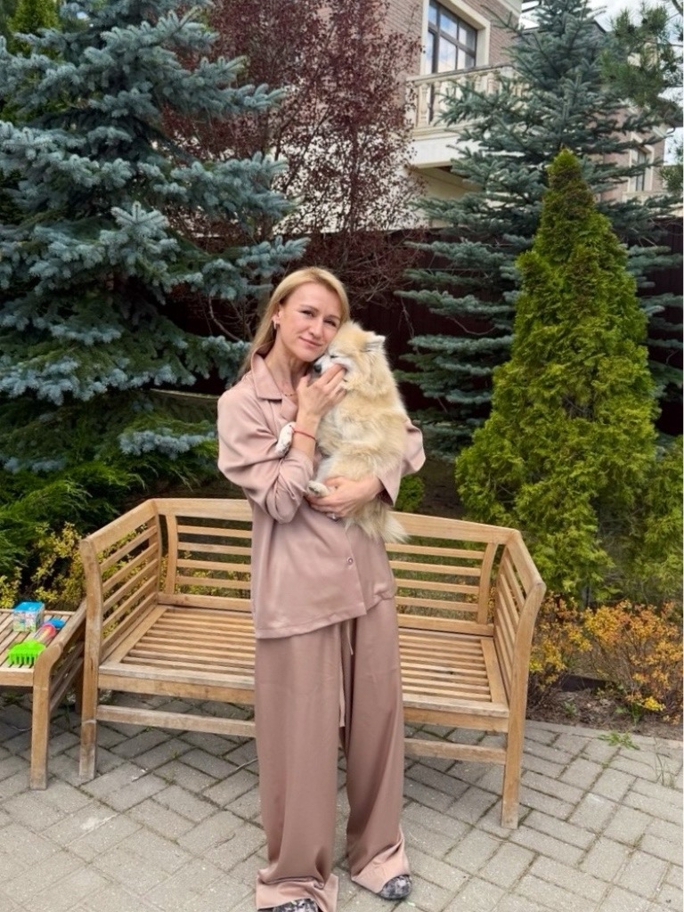 https://i6.imageban.ru/out/2026/08/12/c069b4ff4a606576071371add8bf81cc.jpg