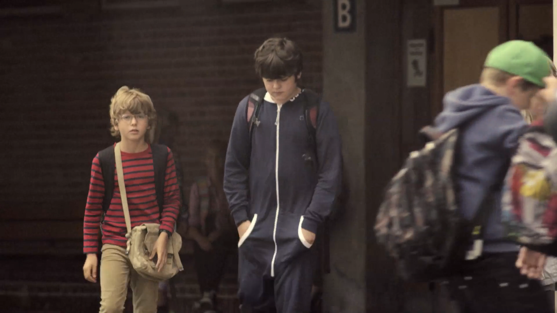 cap_Weekendfar.2013.short.VM.WEB.1080p_00_23_08_09.png