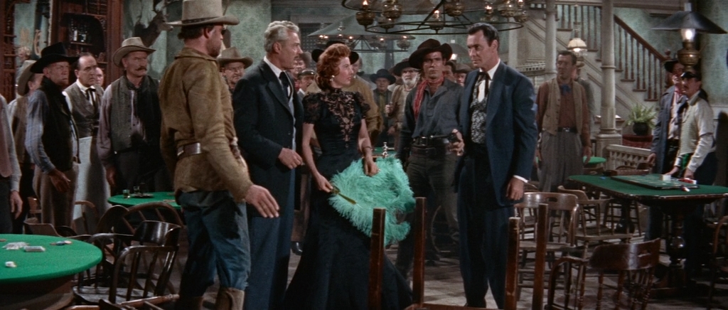 Королева воров.1956.BDRip AVC msltel.mkv_snapshot_00.21.42.096.jpg