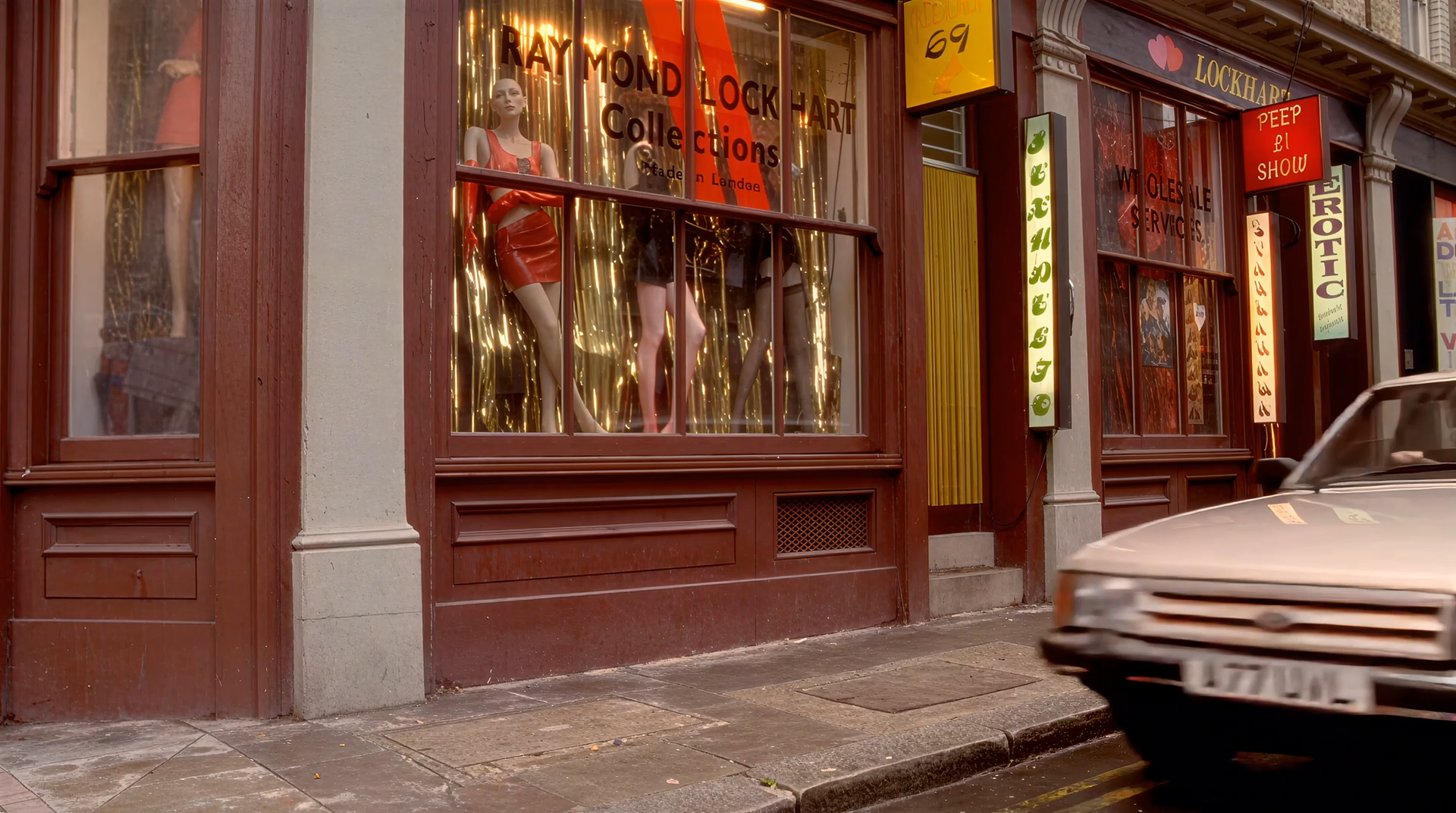 Lock Stock and Two Smoking Barrels DC 1998 1080 AI.mkv_snapshot_01.37.31.805.png
