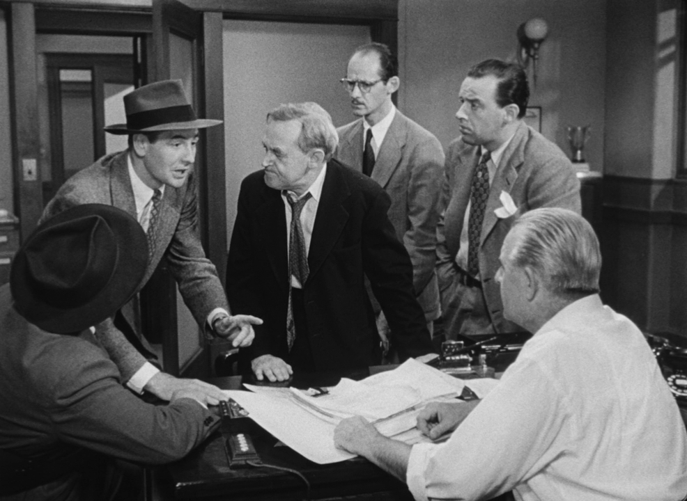 Обнажённый город.1948.BDRip 720p msltel.mkv_snapshot_00.50.35.010.jpg