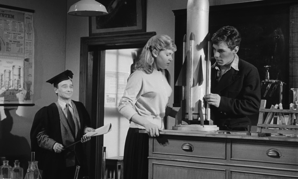 Так держать, учитель.1959.BDRip AVC msltel.mkv_snapshot_00.20.51.949.jpg