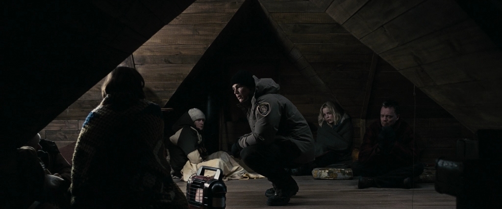 30 дней ночи.2007.BDRip AVC msltel.mkv_snapshot_00.46.05.721.jpg