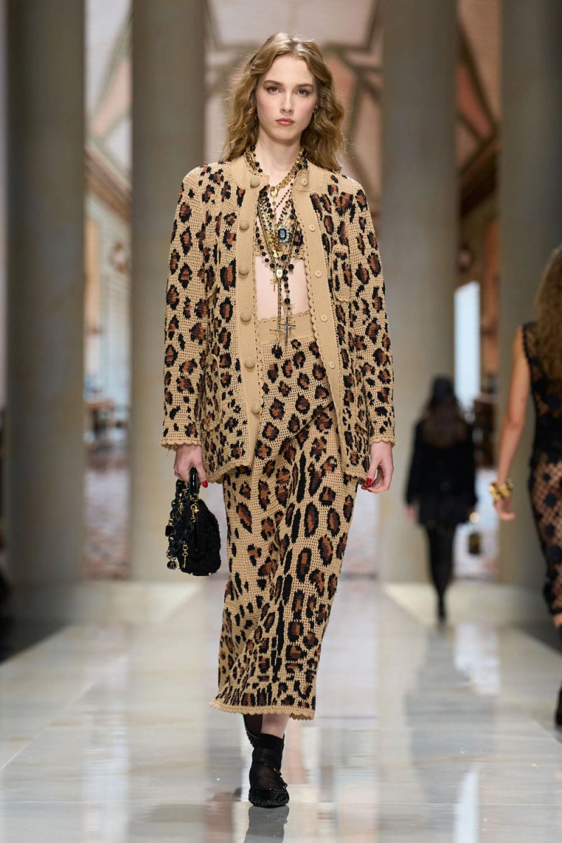 Dolce-Gabbana-Spring-Summer-2027-Runway-Magazine-70.jpg