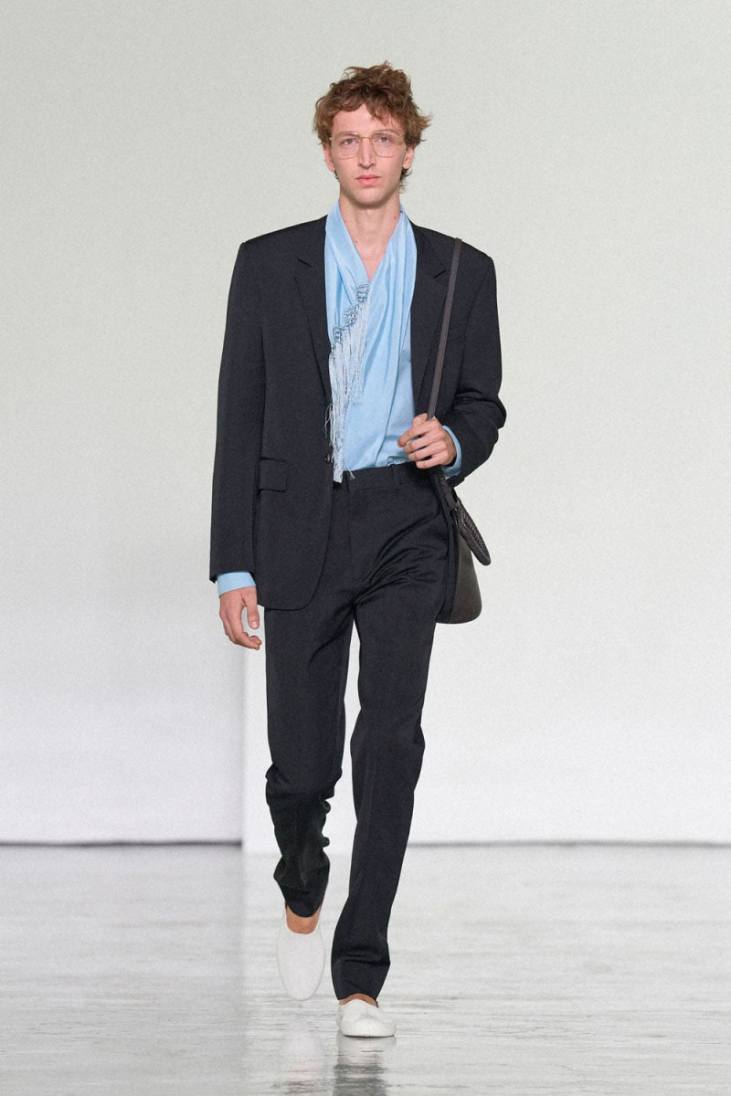 Bottega-Veneta-Spring-Summer-2027-Runway-Magazine-52.jpg