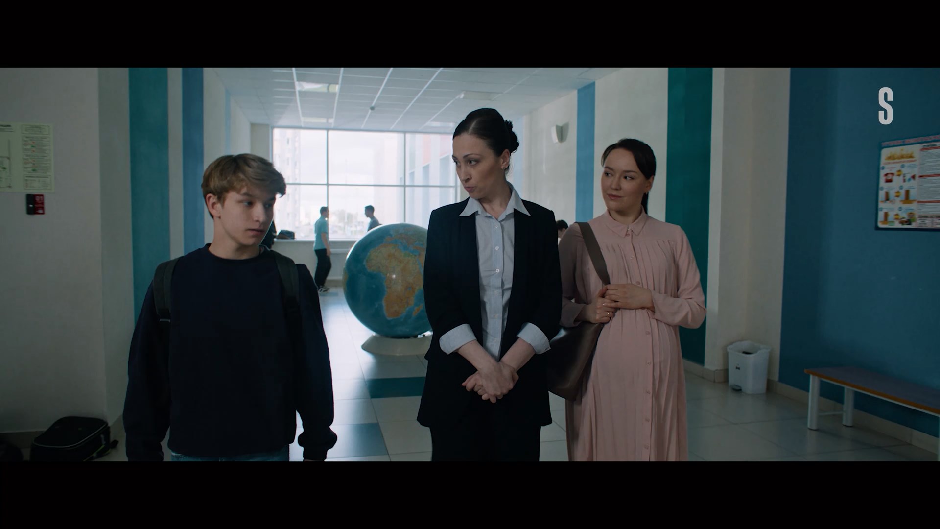 07.Трудная_2024.WEBRip 1080p.mkv_snapshot_07.58.080.jpg