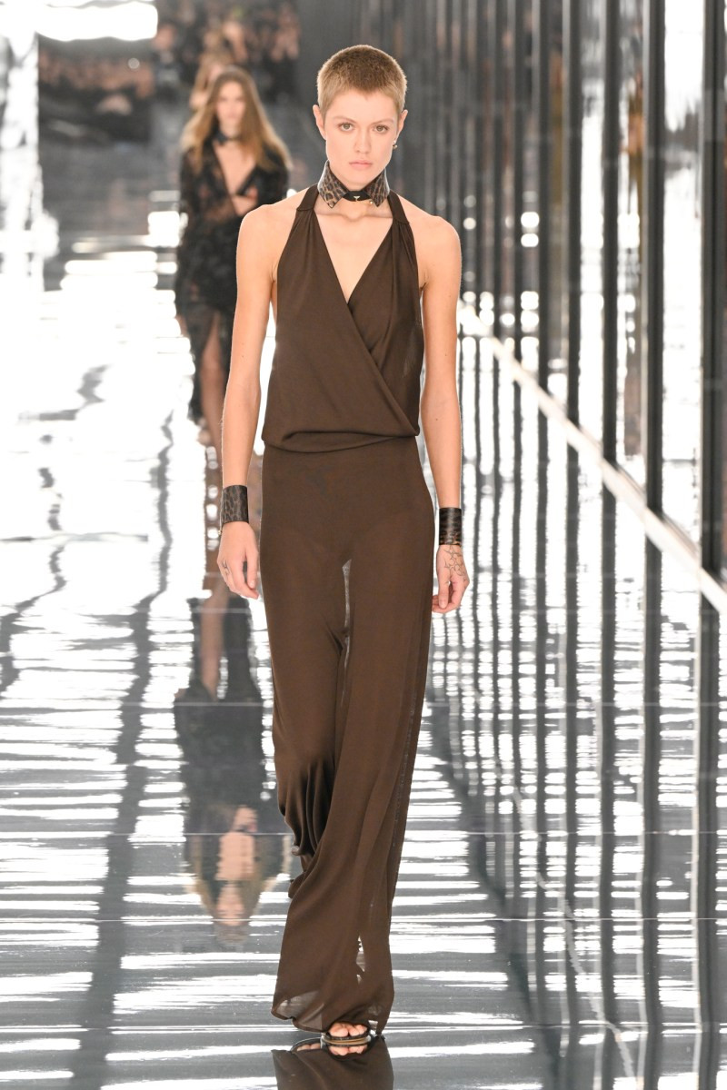 fendi-ss27-rtw-mfw-r-gg-2609.jpg