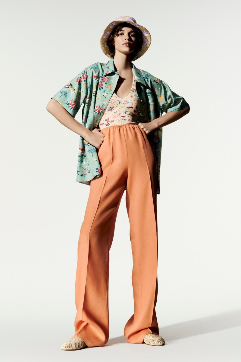 loro-piana-ss27-rtw-mfw-r-ctsy-0032.jpg