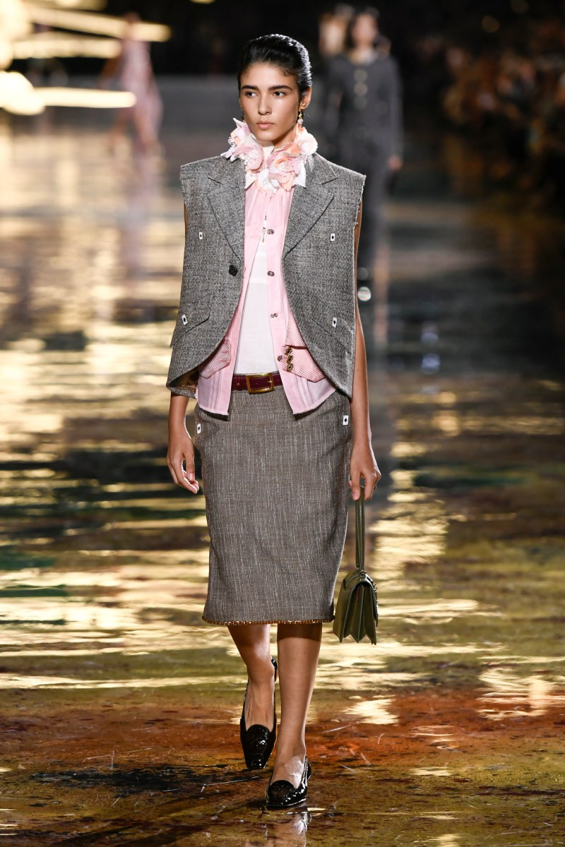 chanel-spring-2027-rtw-r-dm-0035.jpg
