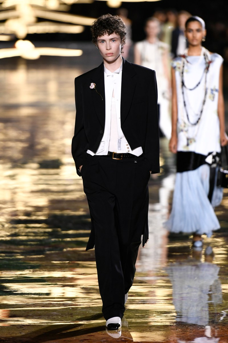 chanel-spring-2027-rtw-r-dm-0029.jpg