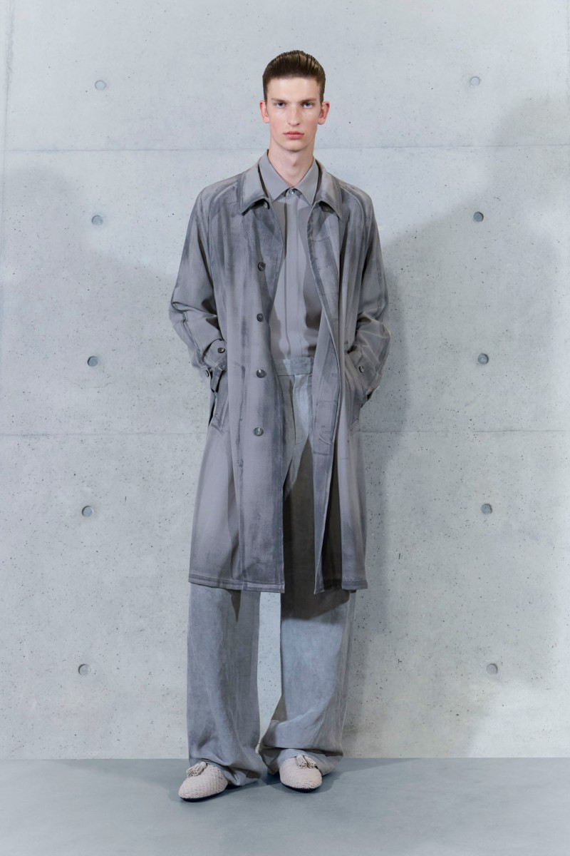 emporio-armani-spring-27-rtw-ctsy-037.jpg