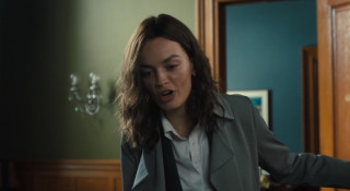 ���� ������ / Ella McCay (2025/BDRip/HDRip)